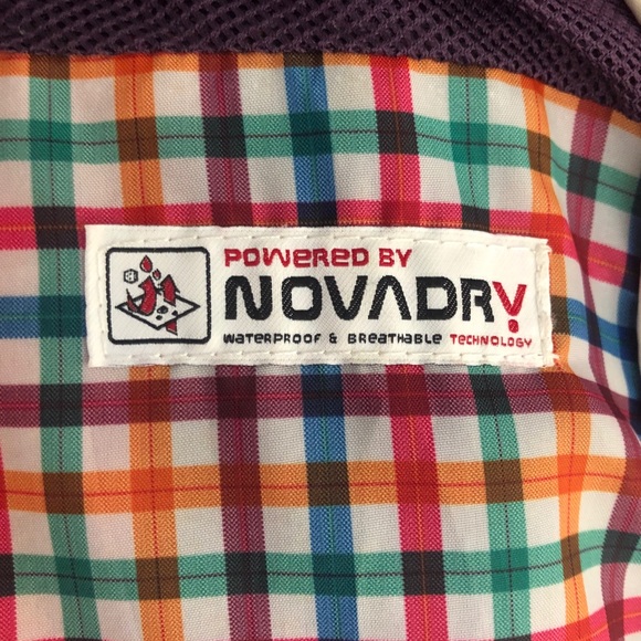 Mountain hiking/ rain jacket - Picture 9 of 10